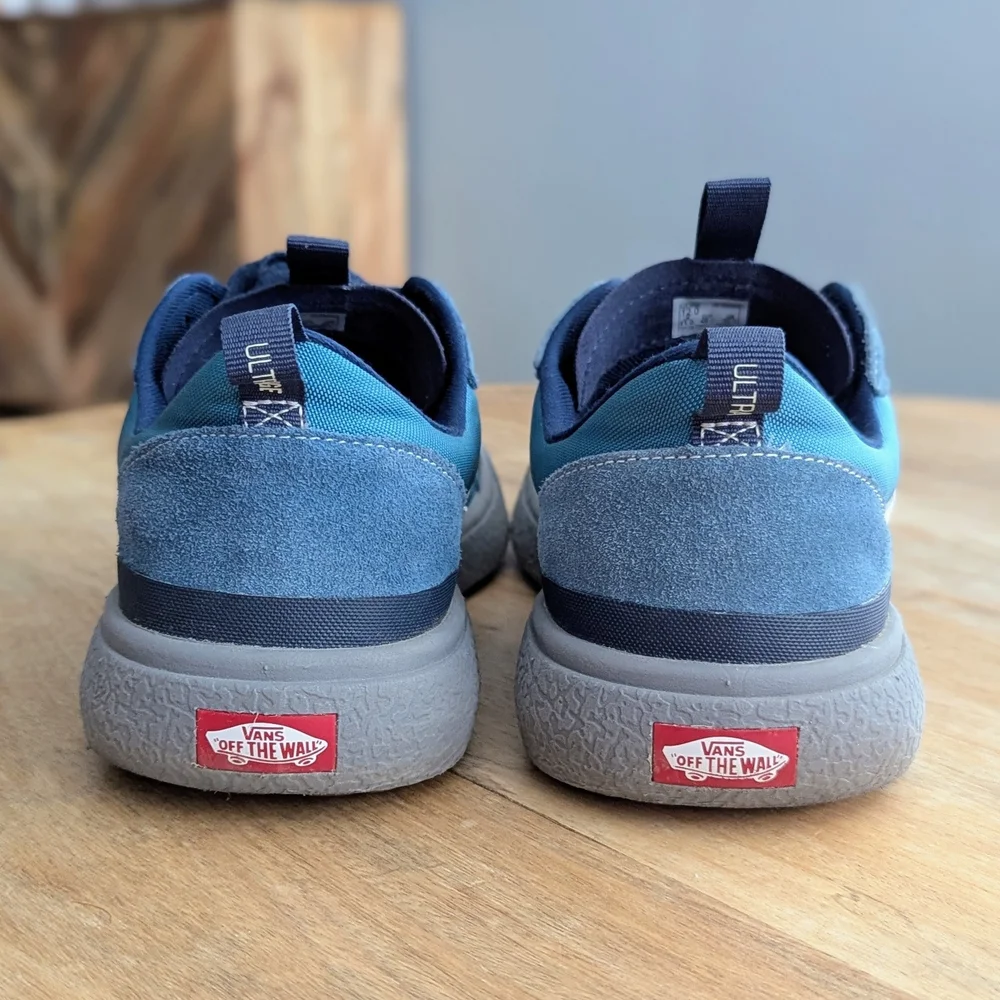 Vans Men's Blue and White Ultra Range Ultra Cush Sneakers - Picture 6 of 10